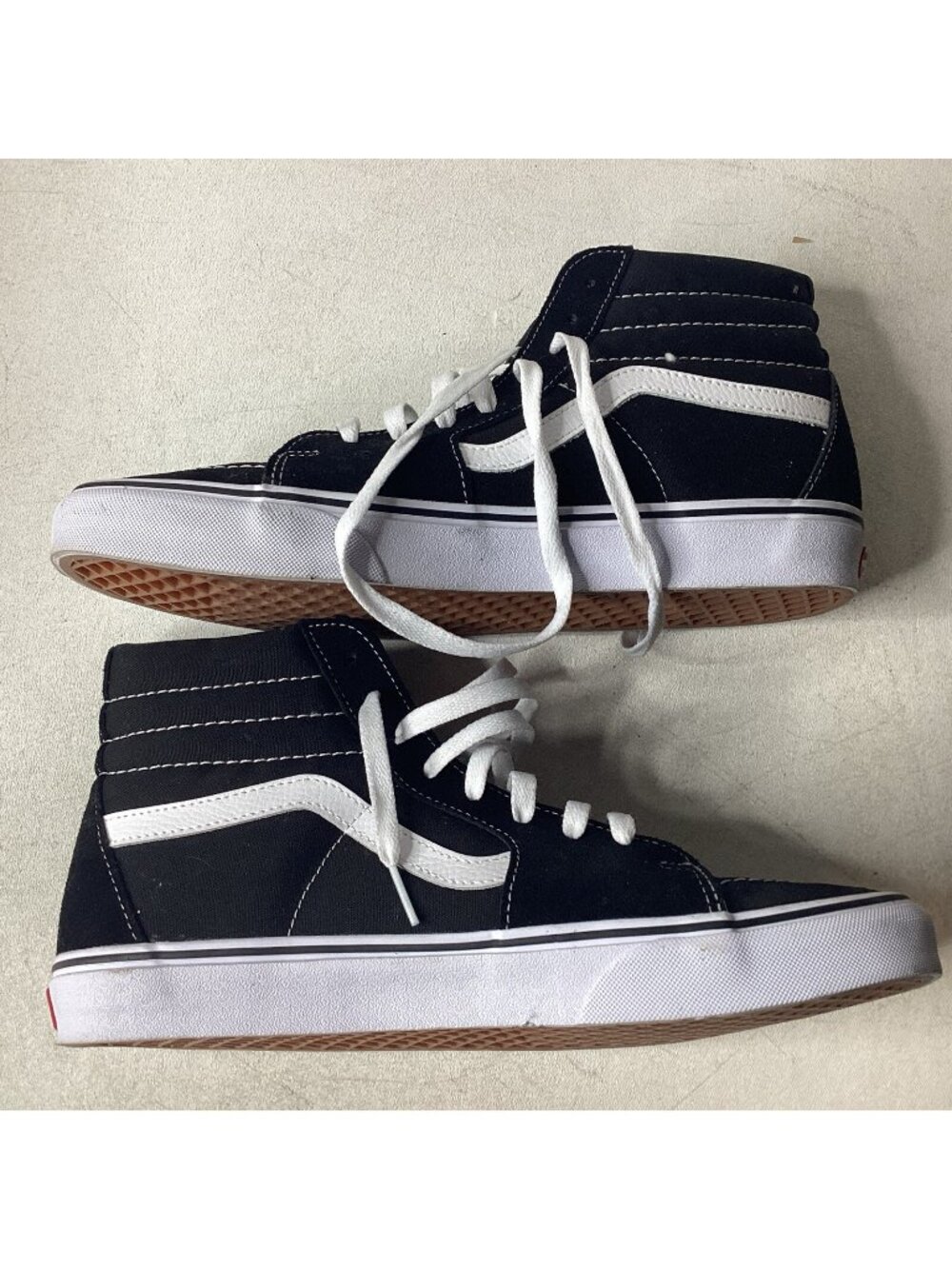 NWB Unisex Vans SK8-Hi Black/Black-White #VN000D5IB8C
